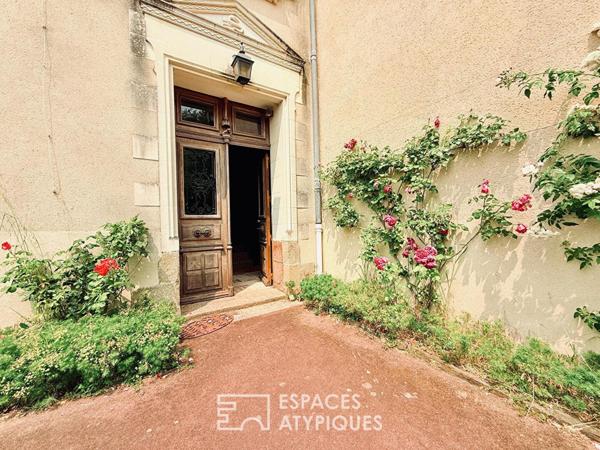 Maison de maître et dépendances dans un écrin de nature préservé