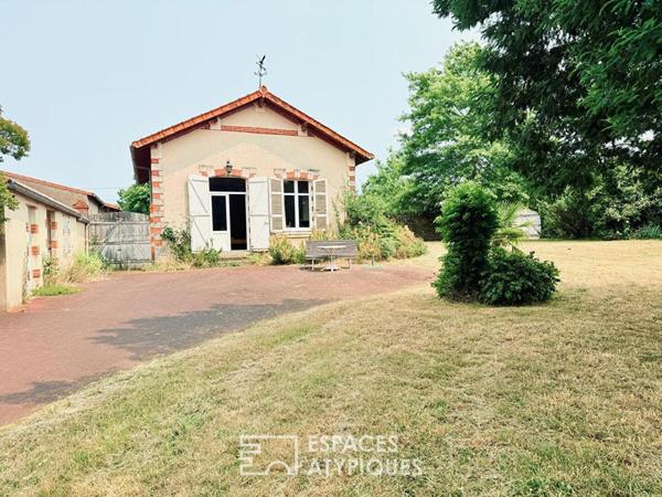 Maison de maître et dépendances dans un écrin de nature préservé