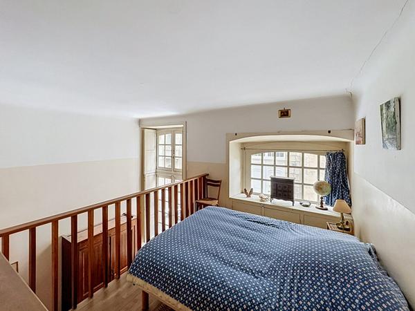 Appartement T4 de caractère avec grands volumes au coeur de Saint-Malo Intra-Muros
