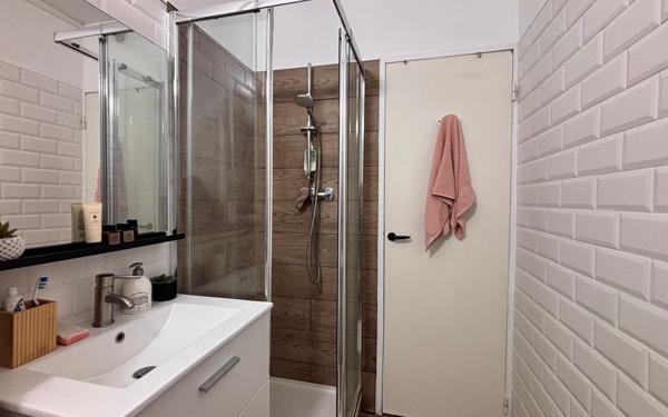 Appartement à vendre    1 pièce • 31 m2 Saint-Maur-des-Fossés