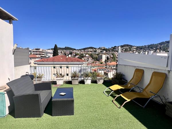 Le Cannet (06110) LE CANNET CALME STUDIO 22 M2 TOIT TERRASSE 28M2 CAVE PARKING COLLECTIF