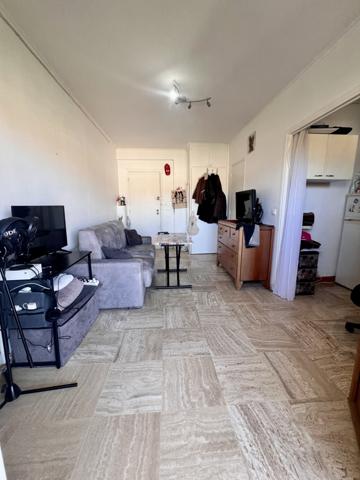 Le Cannet (06110) LE CANNET CALME STUDIO 22 M2 TOIT TERRASSE 28M2 CAVE PARKING COLLECTIF