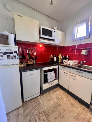 Le Cannet (06110) LE CANNET CALME STUDIO 22 M2 TOIT TERRASSE 28M2 CAVE PARKING COLLECTIF