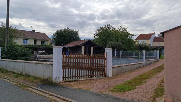 Terrain constructible Montceau Les Mines 640 m2