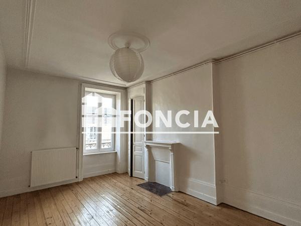 Location Studio 31.23 m² - 9 AVENUE G ET V LEMOINE Limoges 87100