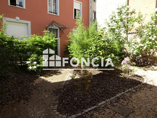 Location Studio 31.23 m² - 9 AVENUE G ET V LEMOINE Limoges 87100