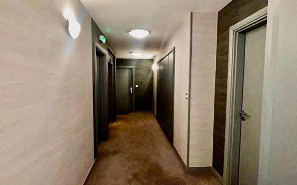 Appartement à vendre    2 pièces • 47 m2 Colombes