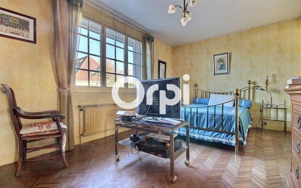 Maison à vendre    5 pièces • 146 m2 Trappes