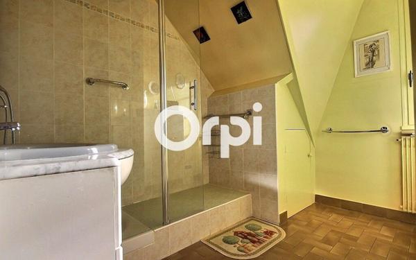 Maison à vendre    5 pièces • 146 m2 Trappes