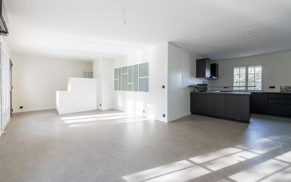 Maison à vendre    5 pièces • 111,55 m2 Chessy