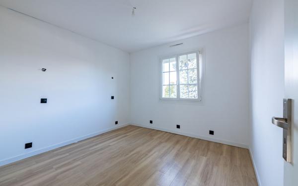 Maison à vendre    5 pièces • 111,55 m2 Chessy