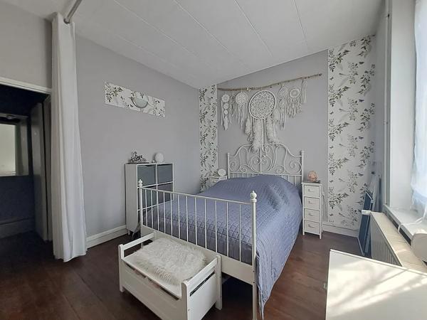 NOUVEAUTE et en EXCLUSIVITE, située à RONCHIN, secteur le petit Ronchin, vous serez séduit par cette charmante maison…