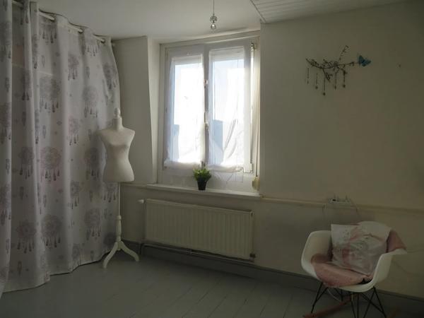 NOUVEAUTE et en EXCLUSIVITE, située à RONCHIN, secteur le petit Ronchin, vous serez séduit par cette charmante maison…