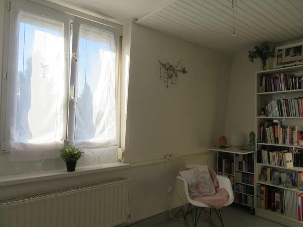 NOUVEAUTE et en EXCLUSIVITE, située à RONCHIN, secteur le petit Ronchin, vous serez séduit par cette charmante maison…