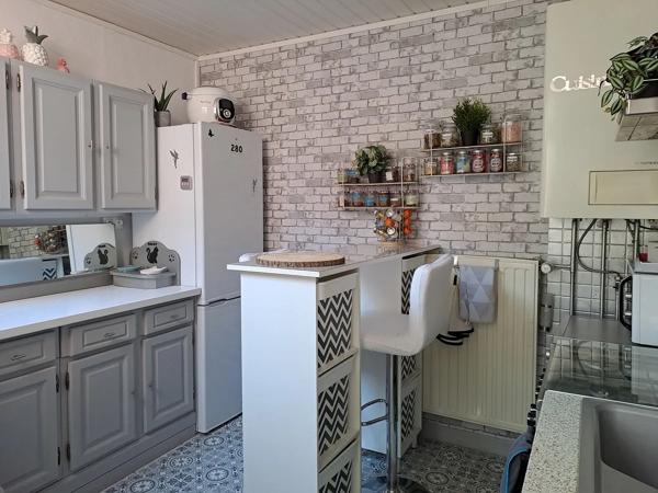 NOUVEAUTE et en EXCLUSIVITE, située à RONCHIN, secteur le petit Ronchin, vous serez séduit par cette charmante maison…