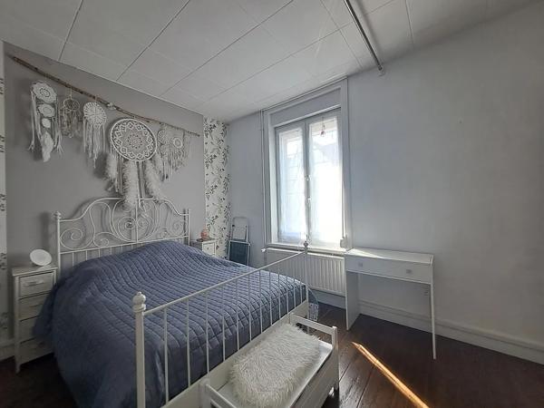 NOUVEAUTE et en EXCLUSIVITE, située à RONCHIN, secteur le petit Ronchin, vous serez séduit par cette charmante maison…