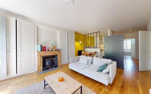 Appartement à vendre    3 pièces • 69,15 m2 Lyon 4