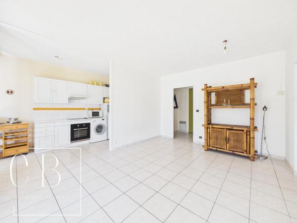 Appartement 2 pièces en rez de jardin La Genette  La Rochelle