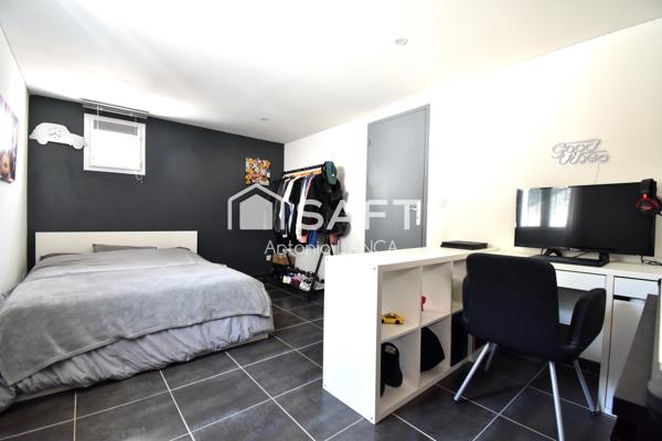 VENTABREN – Maison 126 m² – 5 300 m² de terrain – Piscine – Calme absolu
