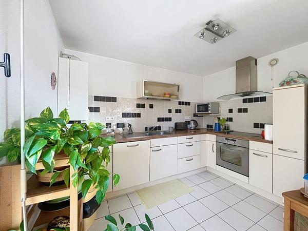 Appartement - 2 chambres, 1 bureau - Bords de Sèvre, Busway, Commerces