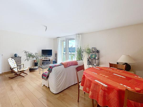 Appartement - 2 chambres, 1 bureau - Bords de Sèvre, Busway, Commerces