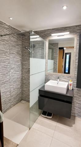 Villa traditionnelle 5 pièces 130m2 Garage et logement independant