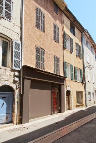 Saint-Maximin-la-Sainte-Baume (83470) Maison de ville