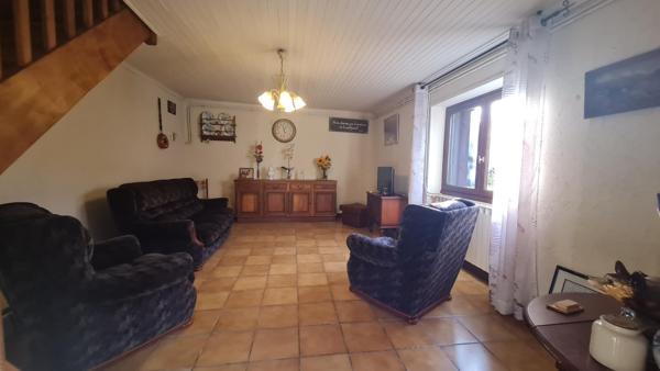 Maison avec terrain dans un cadre verdoyant et champetre