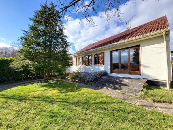 Secteur du ROUSSAY , maison 5 pièces au calme