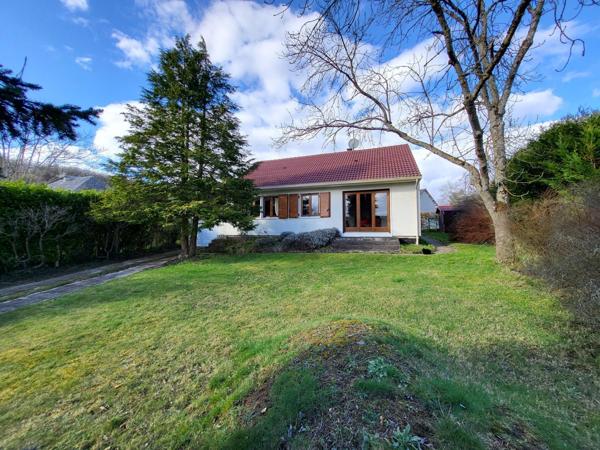 Secteur du ROUSSAY , maison 5 pièces au calme