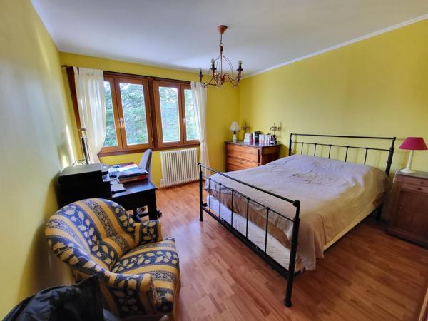 Secteur du ROUSSAY , maison 5 pièces au calme