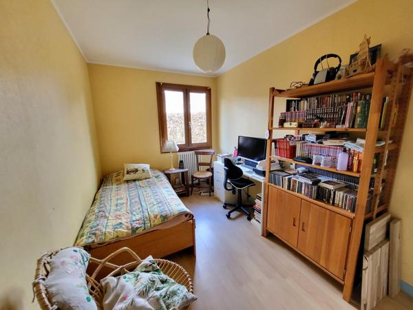 Secteur du ROUSSAY , maison 5 pièces au calme