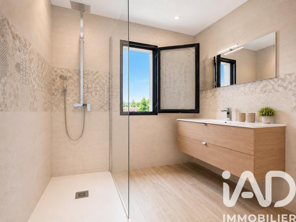 Maison à vendre 4 pièces 140 m² Montauroux