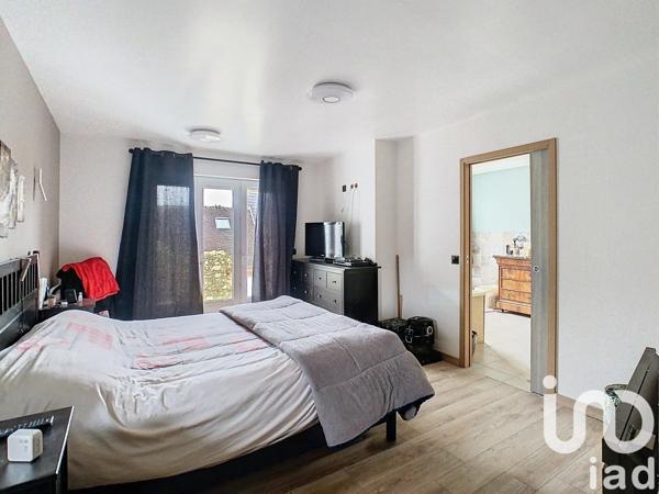 Maison 9 pièces de 240 m² à Sézanne (51120)