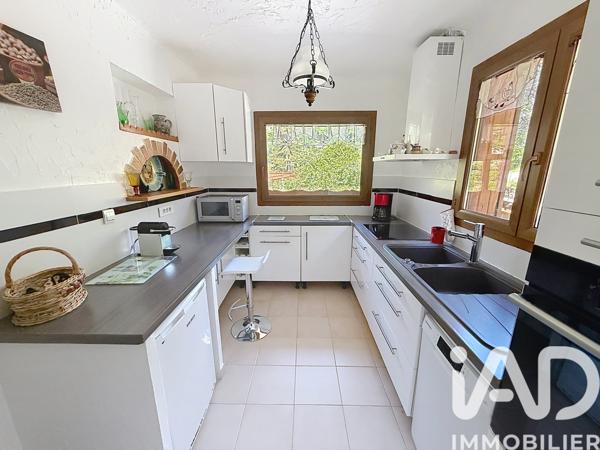 Maison à vendre 5 pièces 172 m² Saint-Martin-Vésubie