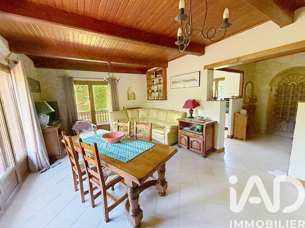 Maison à vendre 5 pièces 172 m² Saint-Martin-Vésubie