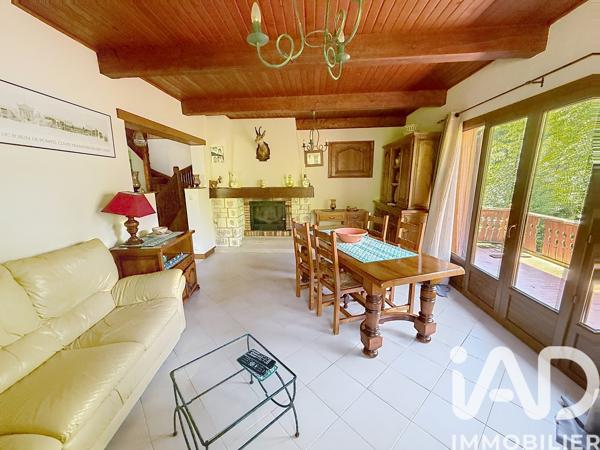 Maison à vendre 5 pièces 172 m² Saint-Martin-Vésubie