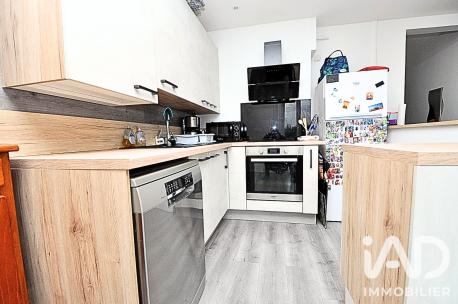 Appartement à vendre 3 pièces 59,84 m² Bruyères-le-Châtel