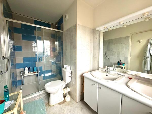 Appartement 3 chambres de 135m², garage et balcon