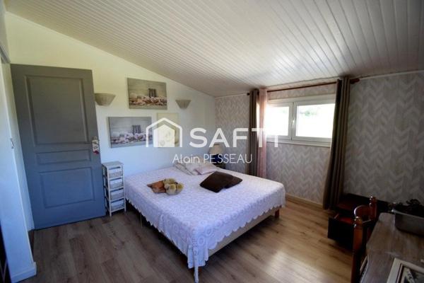 Superbe villa à Montvert avec dépendance locative