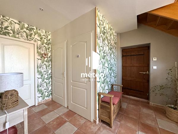 Maison en pierre de 226m² Luçon 5 chambres