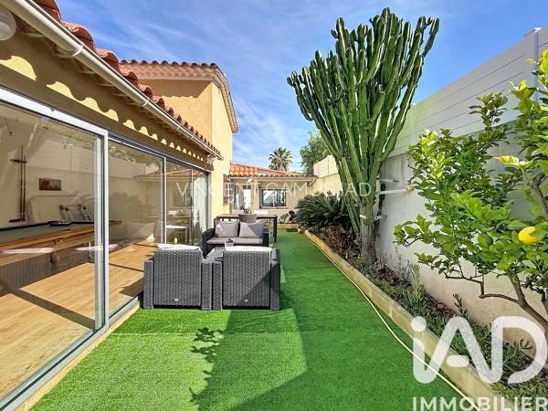 Maison à vendre 7 pièces 263 m² Sanary-sur-Mer