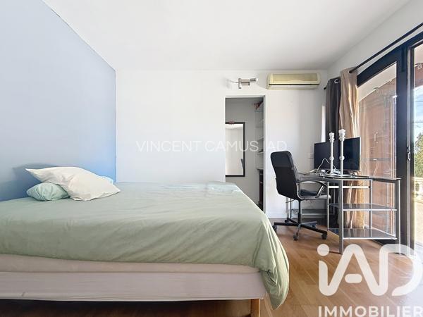 Maison à vendre 7 pièces 263 m² Sanary-sur-Mer