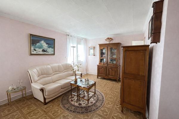 Dernier étage avec vue panoramique sur Nantes, un appartement lumineux au potentiel remarquable