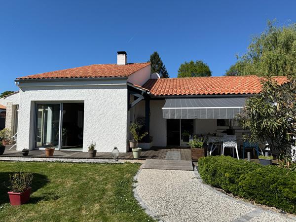 Maison Moutiers-Les-Mauxfaits 131 m²