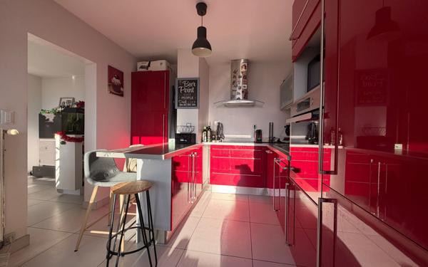 Appartement à vendre    3 pièces • 76 m2 Meylan