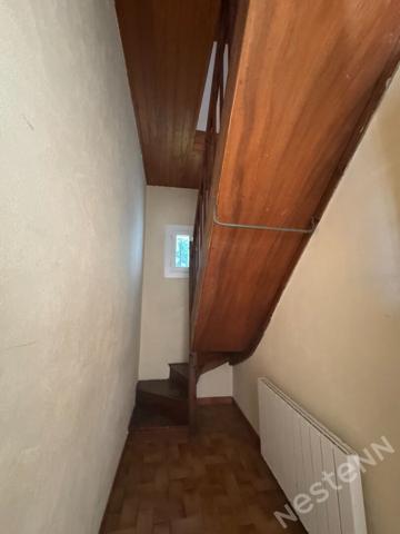 Maison des années 30 proche du centre ville et son studio loué.