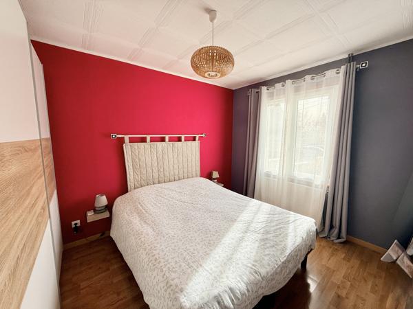 Coulommiers (77120) Pavillon rénové avec garage et jardin