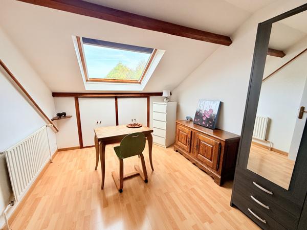 Coulommiers (77120) Pavillon rénové avec garage et jardin