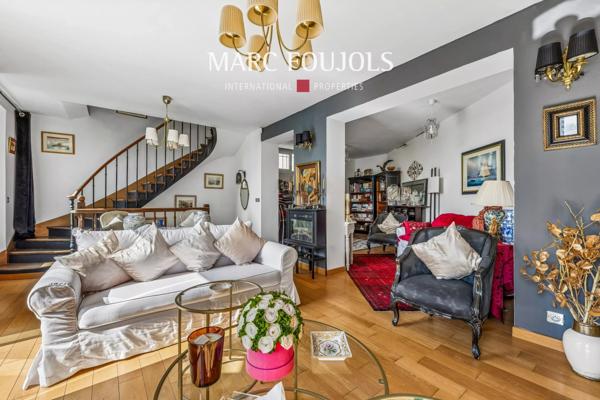 Suresnes : Maison familiale de 200 m² avec exterieurs et vues sur Paris